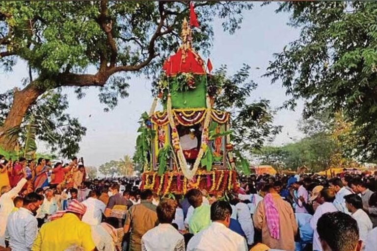 Bellary Sonnamaradi Sri Veerabhadreshawara Swamy Rathotsava