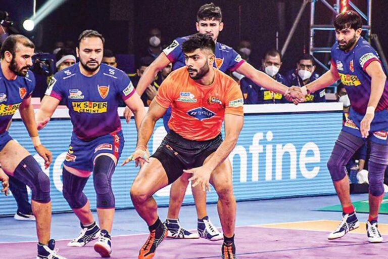 Pro Kabaddi 2021 Day 3 U Mumba vs Dabang Delhi KC