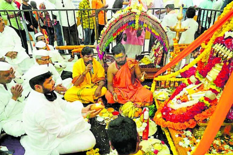 Bijapur Vijayapur Shri Siddeshwar Temple Sankramana Jathre Mahotsava