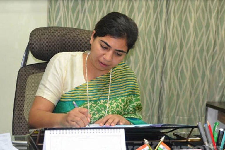 Chamarajanagara Deputy Commissioner Charulata Somal Grama Vastavya