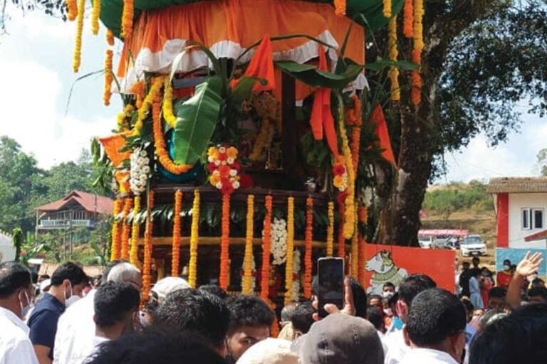 Kodagu Somwarpet Shanthalli Sri Kumar Lingeshwara Temple Maha Rathotsava