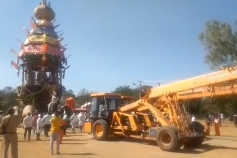 Tumakuru Sri Gurugunda Brahmeshwara Swami Mutt Omkareshwara Swamy Rathotsava