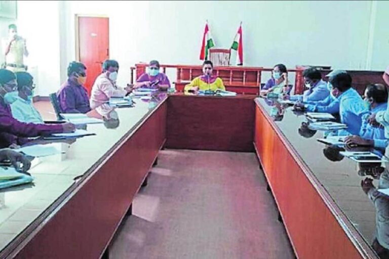Chamarajanagara Covid-19 Vaccination Progress Meeting Deputy Commissioner Charulata Somal