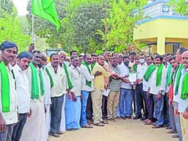 gauribidanur farmers bescom protest