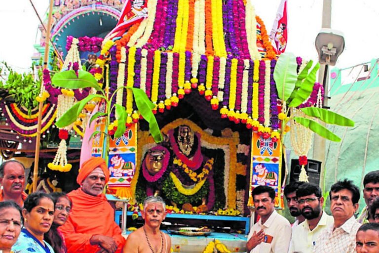 Magadi Ramanagara Mahadeshwara Swamy Rathotsava