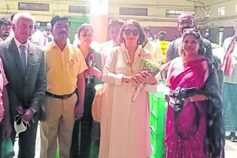 German Delegation Ramanagara Silk Cocoon Market Visit