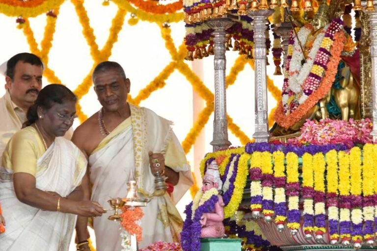 President of India Droupadi Murmu Inaugurates Mysuru Dasara