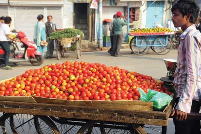Tomato Price crosses 100 Rupees