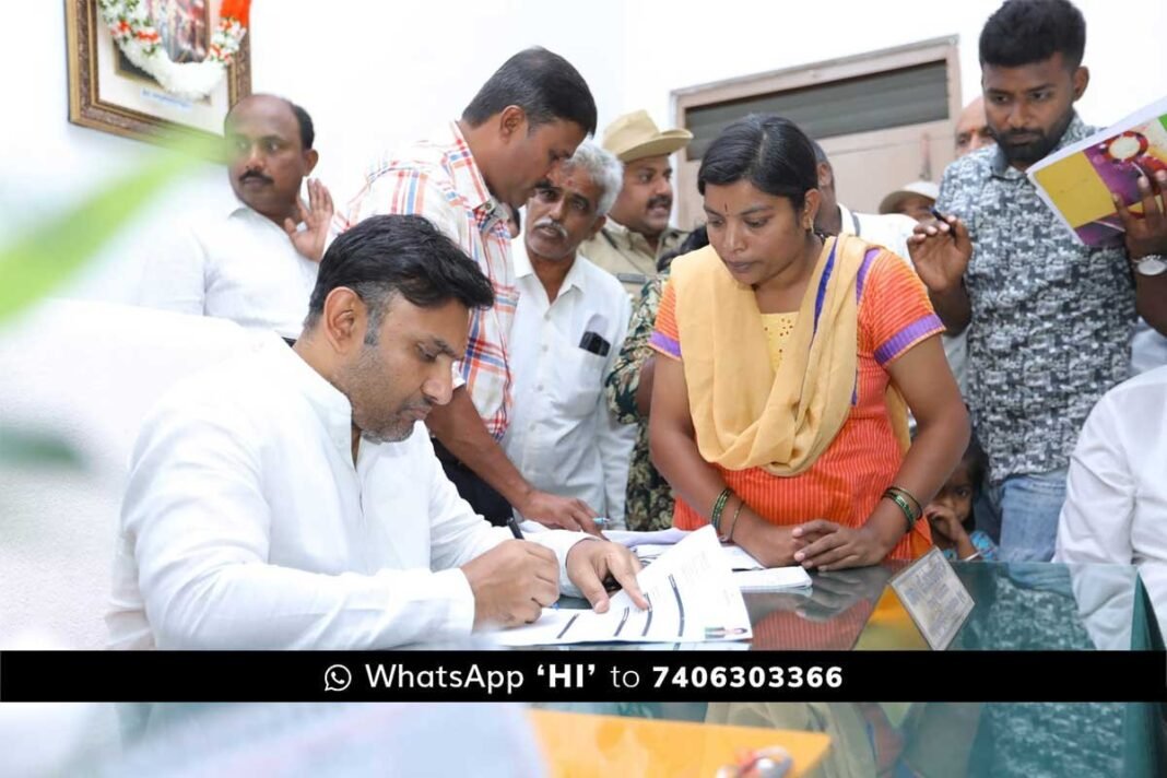 Chikkaballapur Dr. K Sudhakar Conducts samparka sabhe