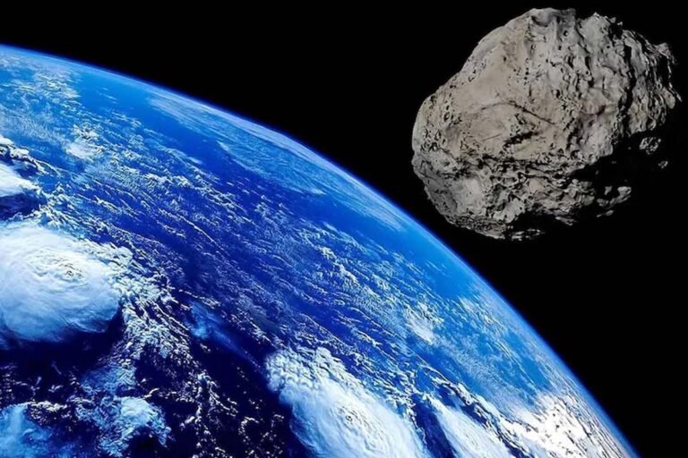 Dangerous asteroid heading towards Earth