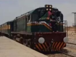 Pakistan train hijack