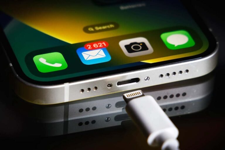 No charging port in the new iPhone