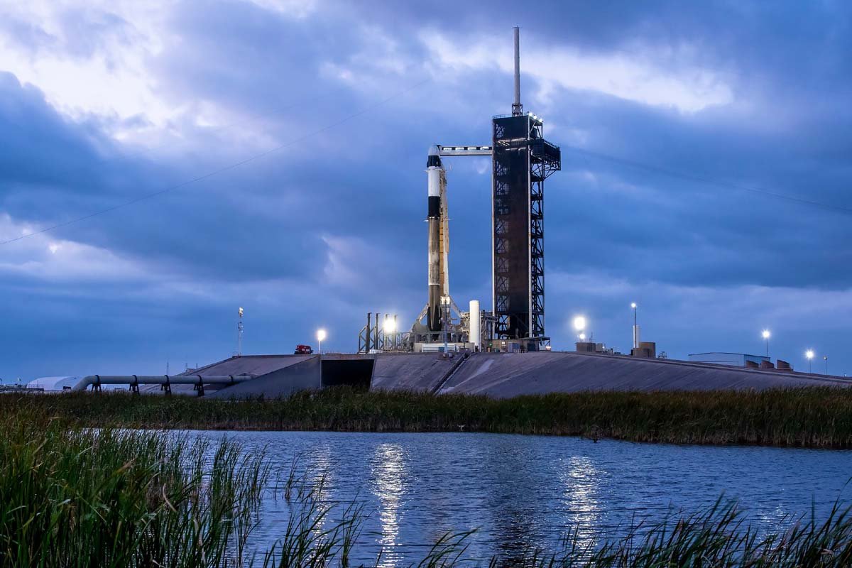 SPACEX FRAM2: Polar Orbit Spacecraft