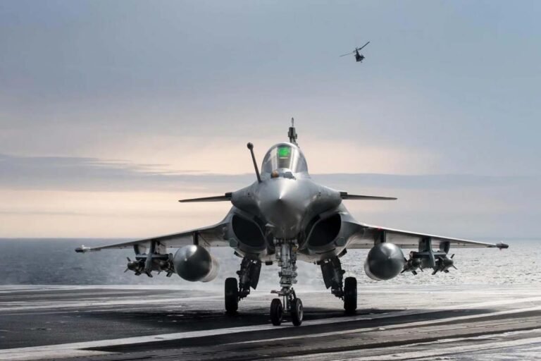 Rafale Marine (Rafale M) fighter jets