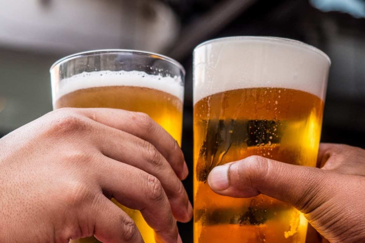 17MayA1 Karnataka Set to hike Liquor Alcohol Tax