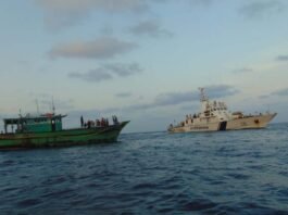 Pakistani and Syrian nationals who arrived at Karwar port were detained on board