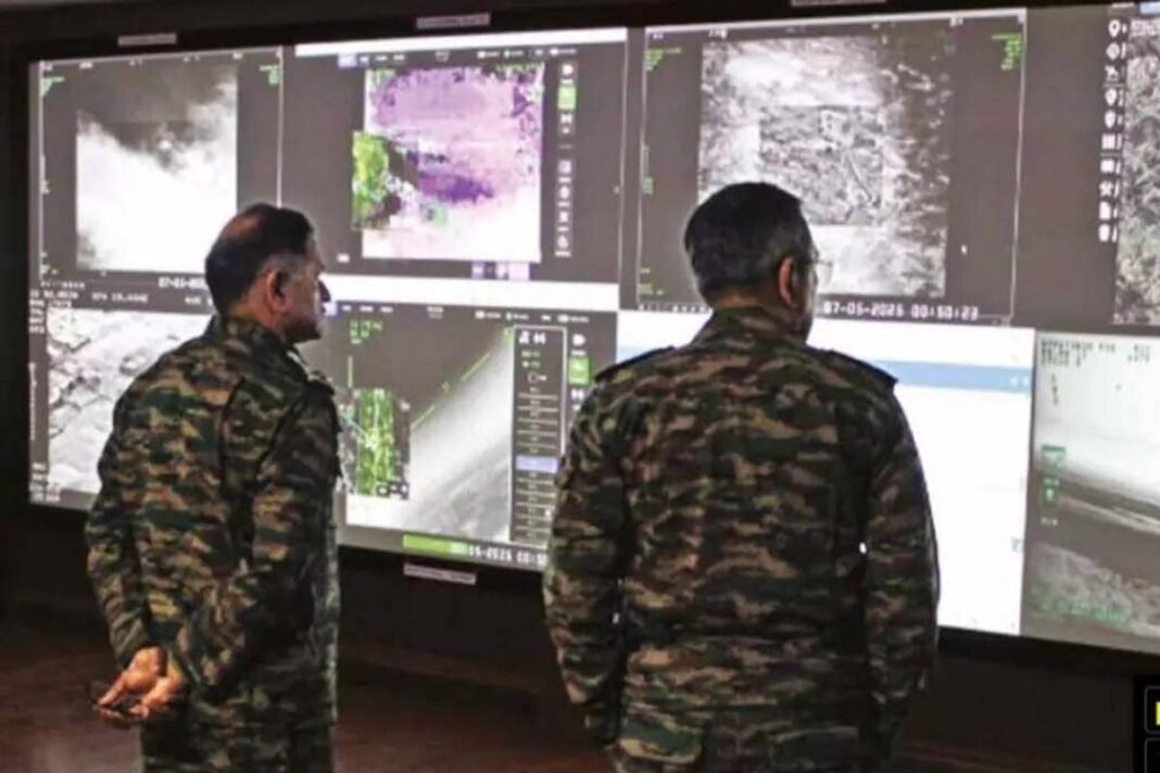 Three Army Chiefs in War Room, Keeping an Eye on Pakistan