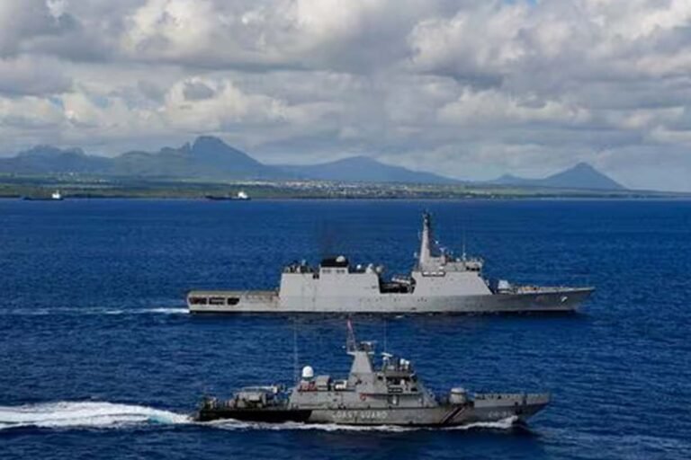 Ban on Indian ships - Pakistan