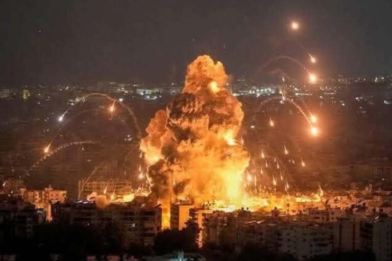 Explosions in the city of Lahore