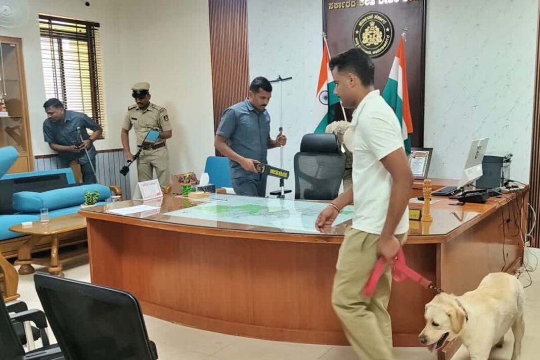Bomb threat: Chamarajanagar and Raichur District aMagistrate's offices