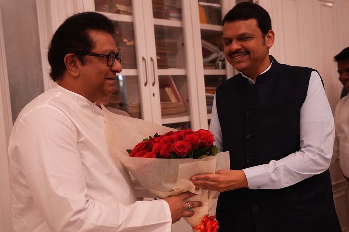 Fadnavis-Raj Thackeray Fadnavis-Raj Thackeray