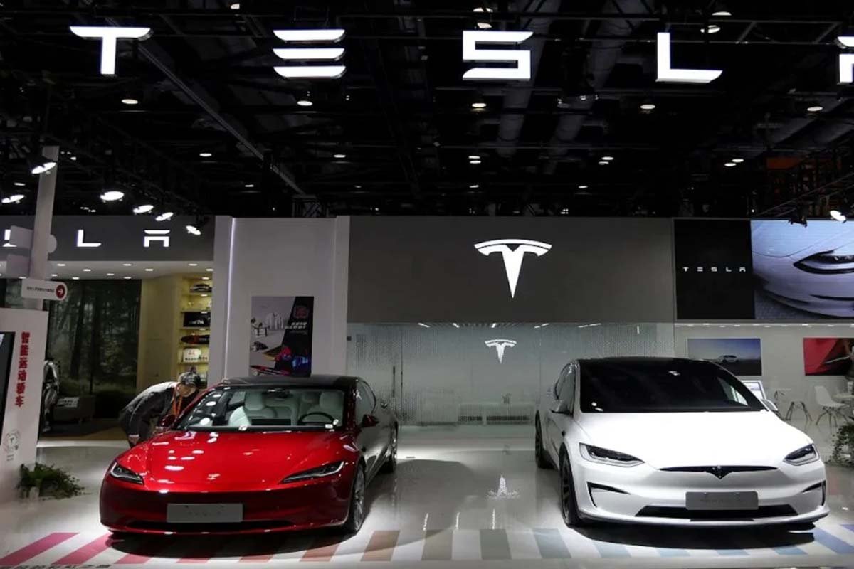 Tesla showroom opens in Mumbai: Official entry into India Tesla showroom opens in Mumbai: Official entry into India