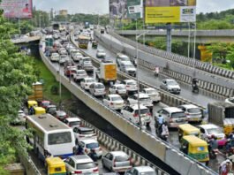 Temporary traffic diversion for water board work