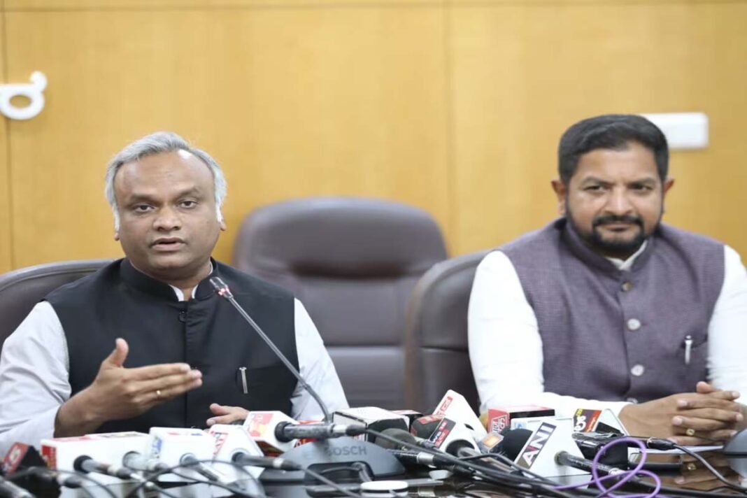 Minister Priyank Kharge and Kionix President, MLA Sharath Bachegowda