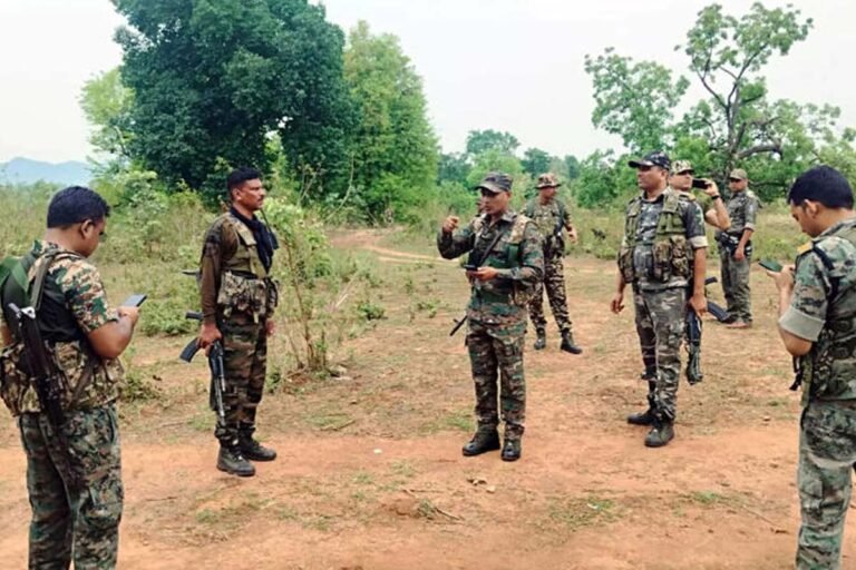 Jharkhand Police Intensifies Search for Maoists