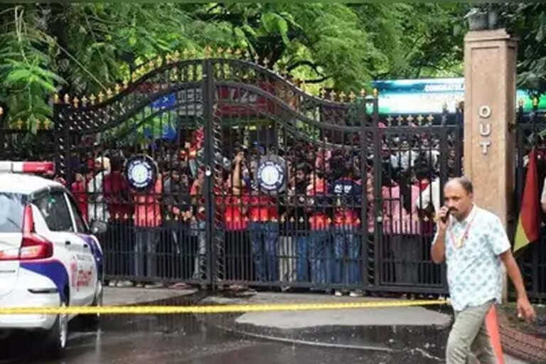 Chinnaswamy Stadium stampede