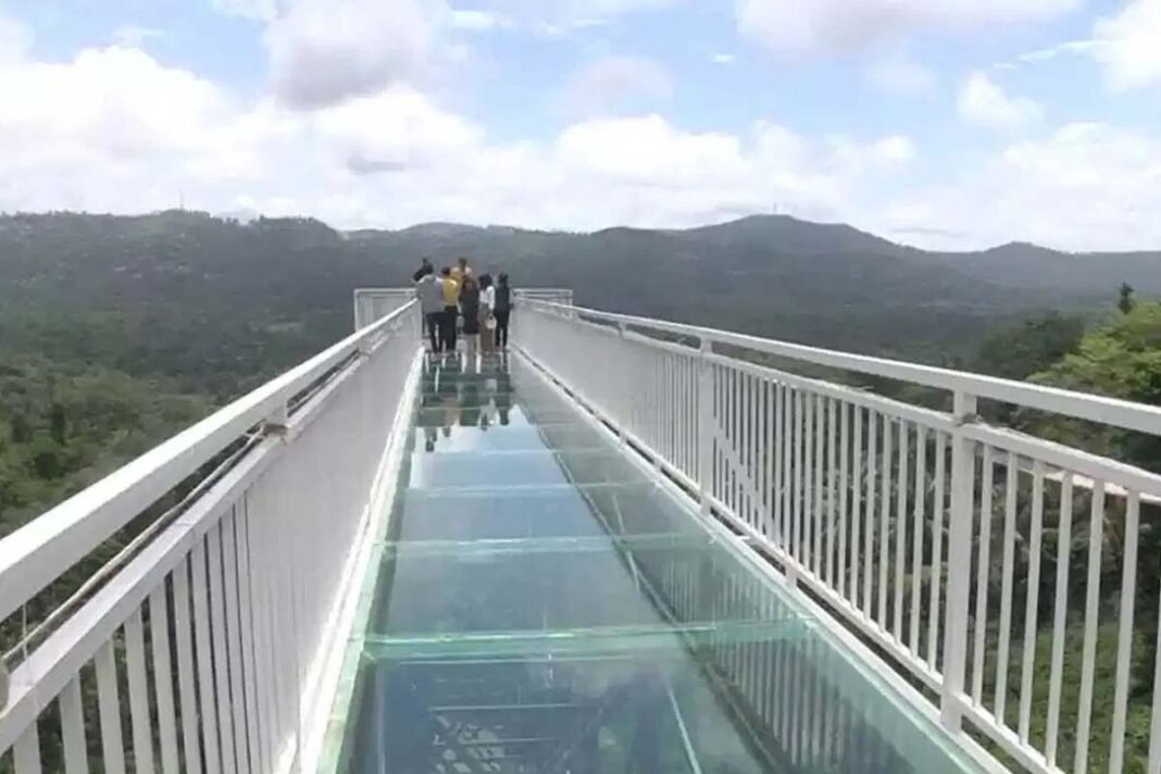 Madikeri Raja Seat Glass Bridge Project Cancelled