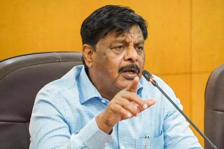 Minister H.C. Mahadevappa