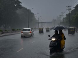 Heavy rains forecast in 19 districts of Karnataka for the next 3 days