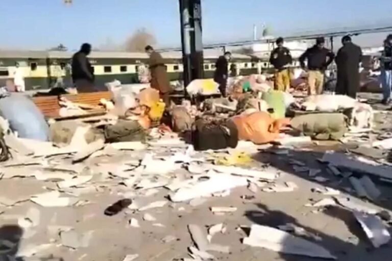 Massive explosion in Quetta