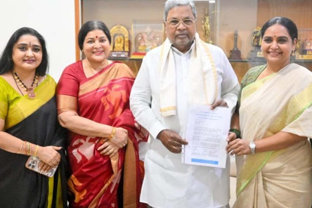 Actresses request to confer Karnataka Ratna on Vishnuvardhan