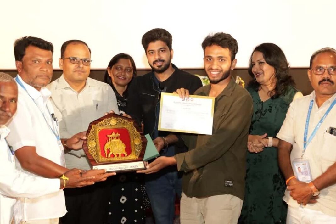Mysore Dasara Film Festival 2025: First prize for short film 'Lakumi' Mysore Dasara Film Festival 2025: First prize for short film 'Lakumi'