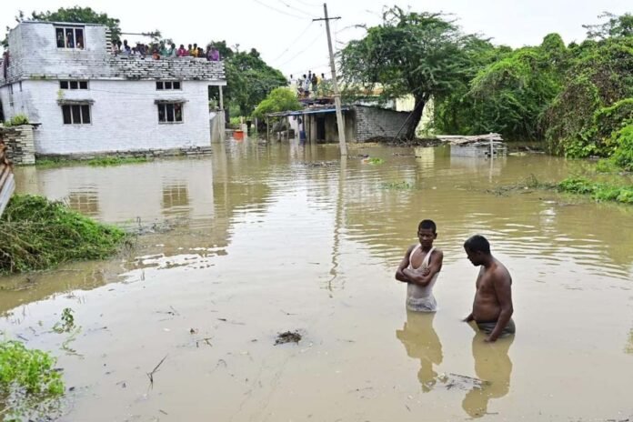 Kalyan Karnataka Floods: CM Siddaramaiah Aerial Survey