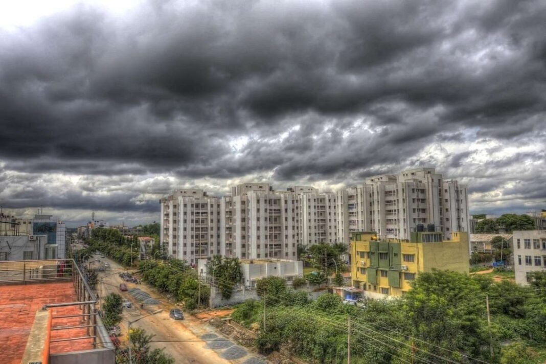 22octk3 Karnataka Rain till august 29 yellow alert in 7 districts