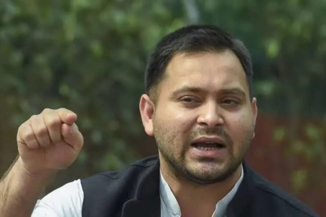 22octk4 Bihar Election RJD Tejaswi Yadav job assurance