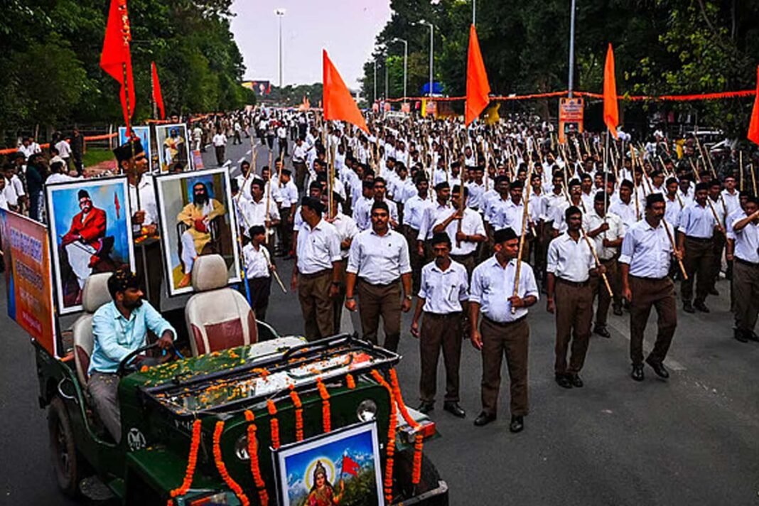Hint about ban on RSS activities in government places Hint about ban on RSS activities in government places