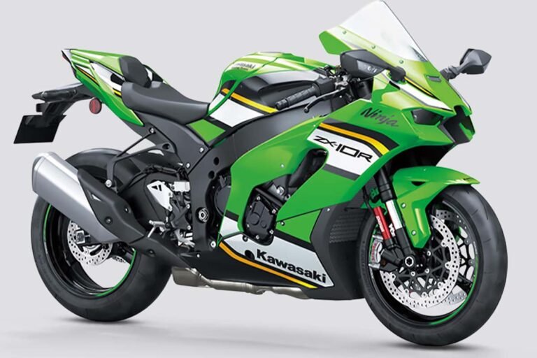 Kawasaki Z900 MY26 Bike