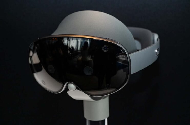 Samsung Galaxy XR Headset Launched