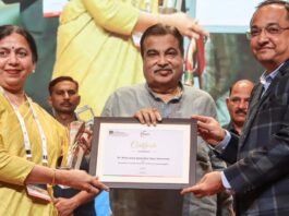 Electric cars to be priced at par with petrol cars in next 4-6 months: Gadkari