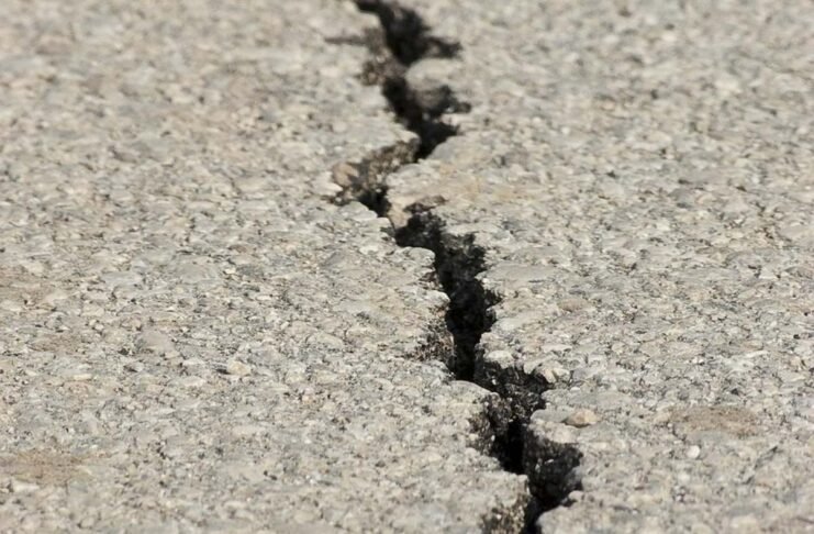 Japan 7.5 Magnitude Earthquake Tsunami fear